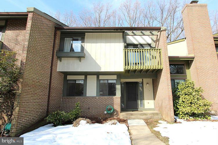 2174 Glencourse Lane Reston, VA 20191 - Photo 1 of 30 Exterior (Front)