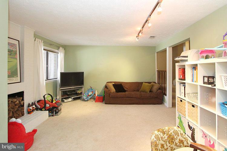 2174 Glencourse Lane Reston, VA 20191 - Photo 23 of 30 Basement