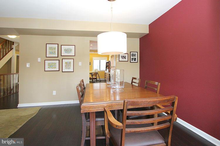 2174 Glencourse Lane Reston, VA 20191 - Photo 9 of 30 Dining Room