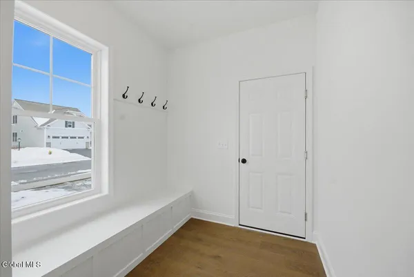 $588,000 | 32 Bradley Circle, Halfmoon, NY 12065