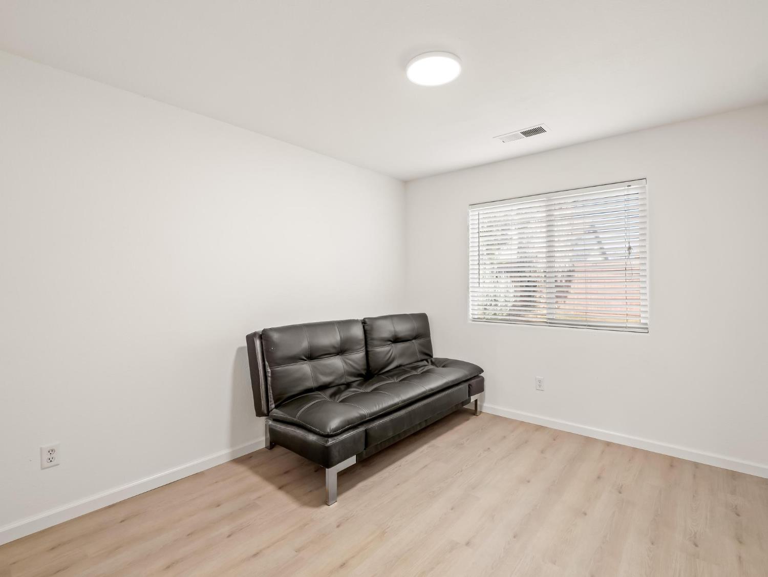 4068 West Weldon Avenue Fresno, CA 93722 - Photo 28 of 33