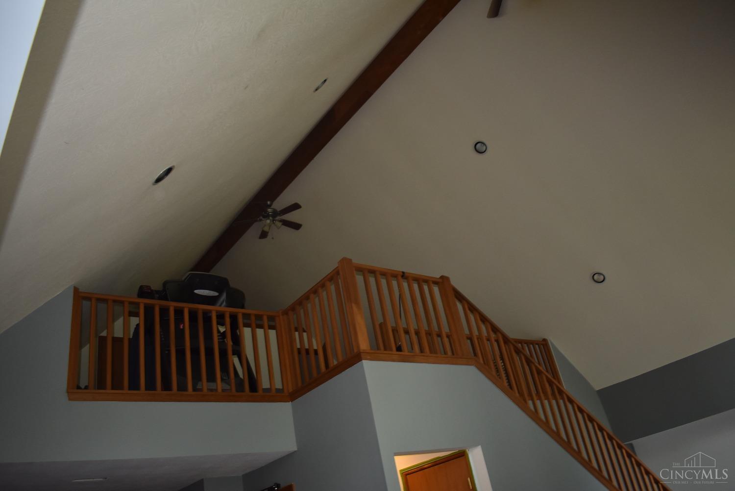 10600 Springer Road Hillsboro, OH 45133 - Photo 29 of 38 Looking up to primary loft area
