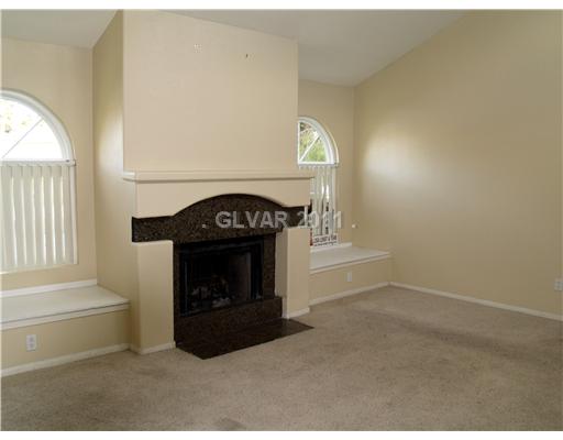 3145 East Flamingo Road, Unit 2046 Las Vegas, NV 89121 - Photo 2 of 15 Den.