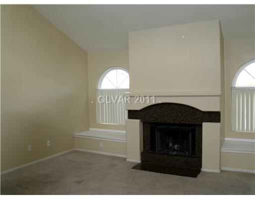 3145 East Flamingo Road, Unit 2046 Las Vegas, NV 89121 - Photo 3 of 15 Den.