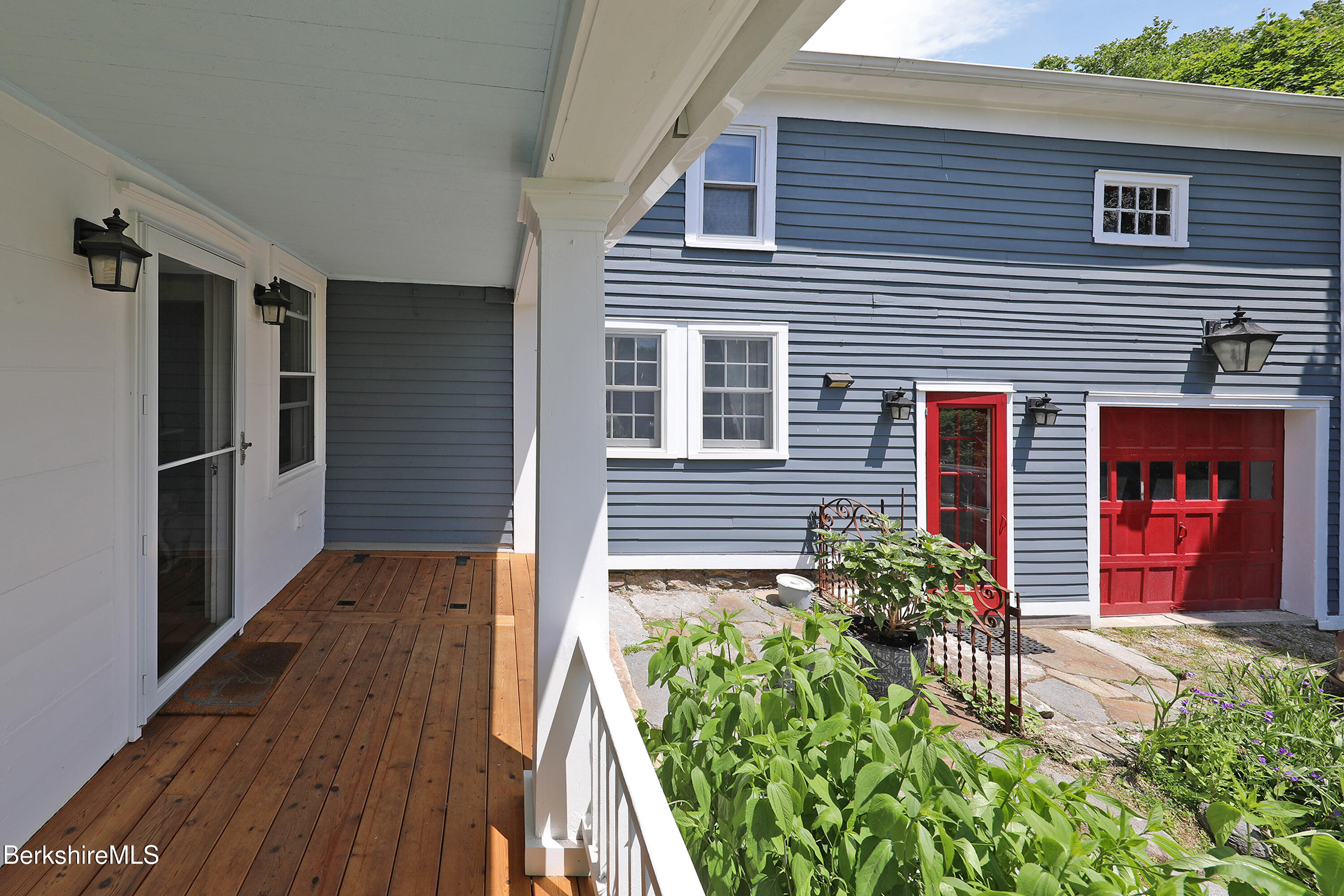 133 Holmes Road Pittsfield, MA 01201 - Photo 7 of 50 KITCHEN ENTRANCE