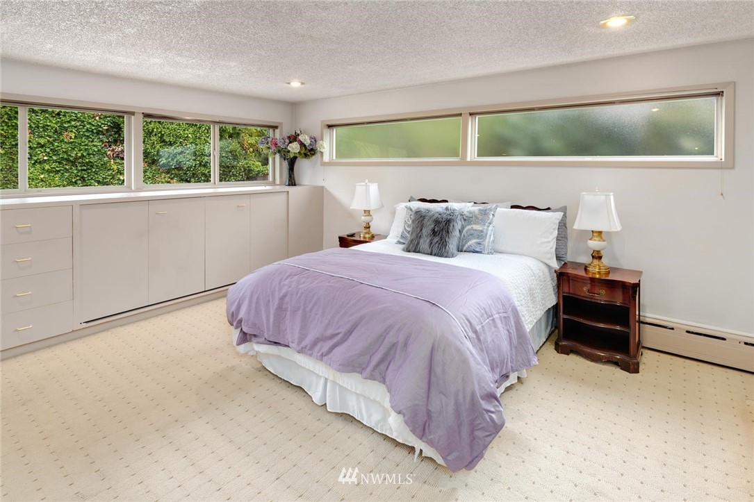 7817 South Sunnycrest Road Seattle, WA 98178 - Photo 17 of 38