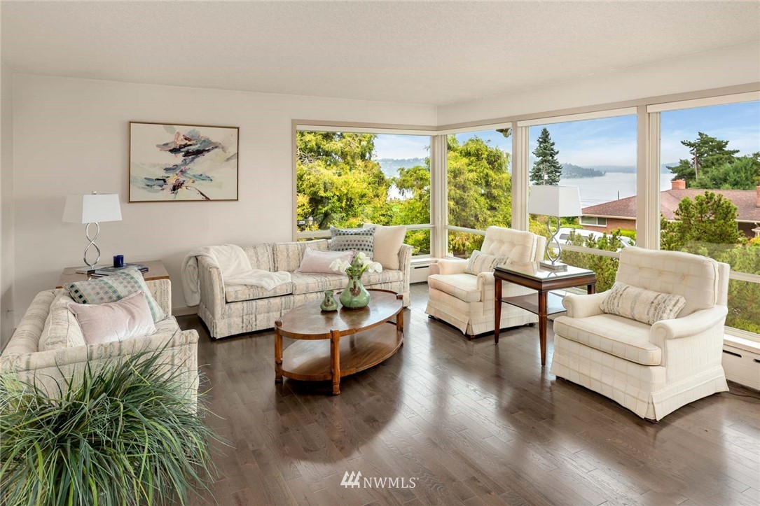 7817 South Sunnycrest Road Seattle, WA 98178 - Photo 3 of 38