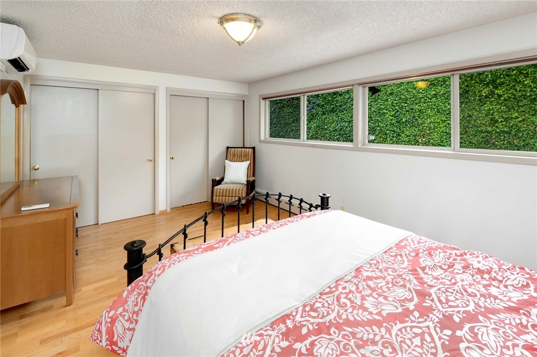 7817 South Sunnycrest Road Seattle, WA 98178 - Photo 27 of 38