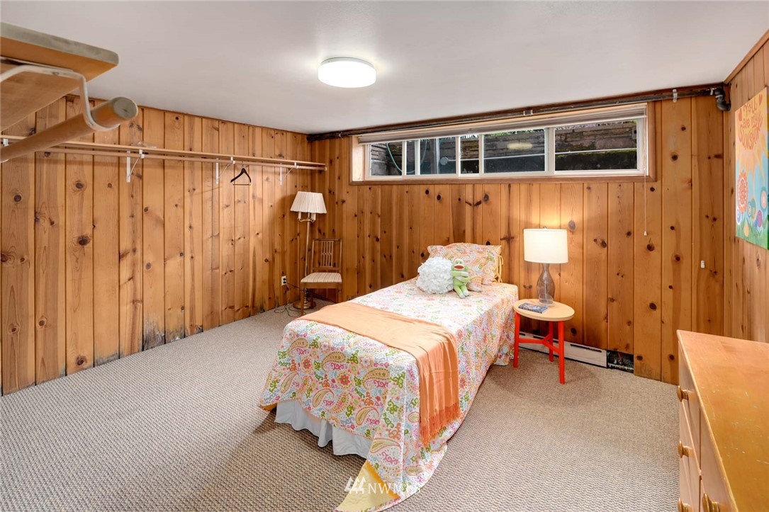 7817 South Sunnycrest Road Seattle, WA 98178 - Photo 32 of 38