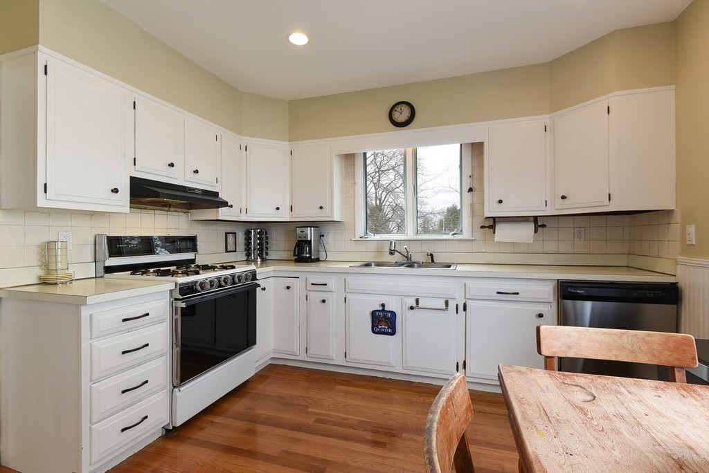 18 Hillside Road Dedham, MA 02026 - Photo 6 of 14 Gallery Image 6