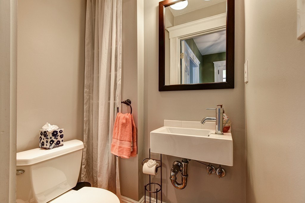 18 Hillside Road Dedham, MA 02026 - Photo 7 of 14 Gallery Image 7