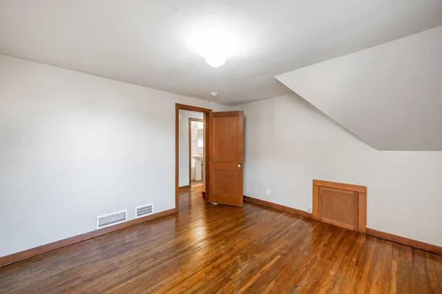 $109,900 | 1365 Oak Beach Drive, Fairmont, MN 56031