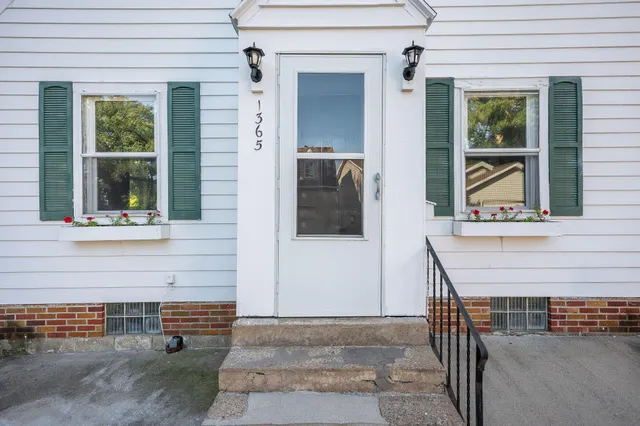 $109,900 | 1365 Oak Beach Drive, Fairmont, MN 56031