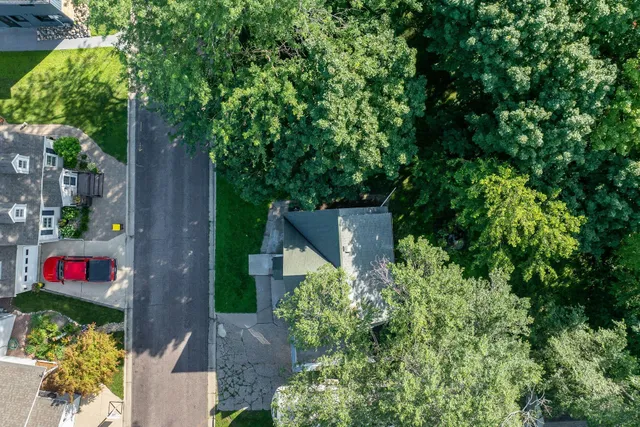 $109,900 | 1365 Oak Beach Drive, Fairmont, MN 56031