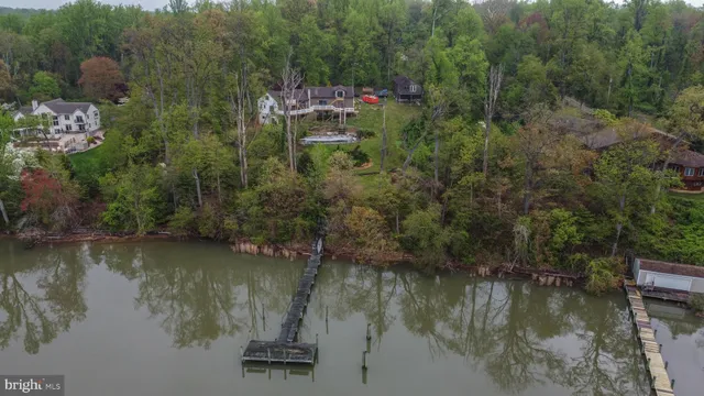a view of a lake with houses