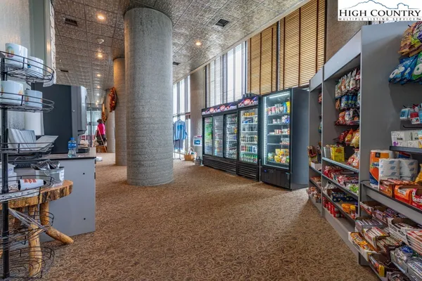 $1,750 | 303 Sugar Top Drive, Unit 3230, Sugar Mountain, NC 28604