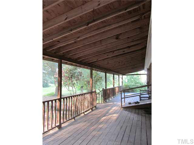 3605 Intercross Road Durham, NC 27704 - Photo 3 of 25 Gallery Image 3