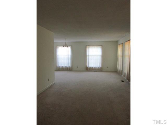 3605 Intercross Road Durham, NC 27704 - Photo 5 of 25 Gallery Image 5