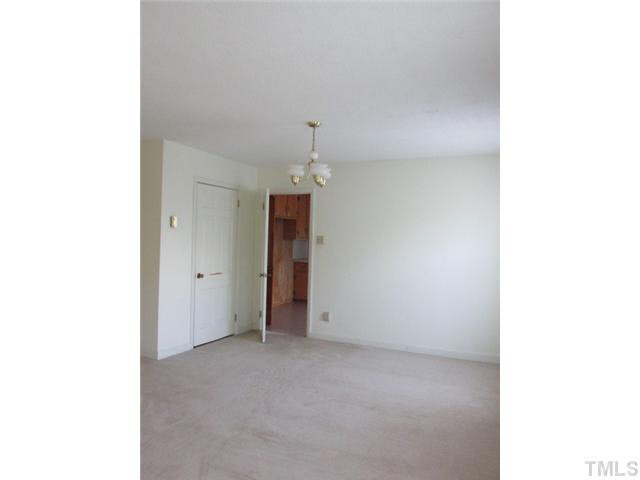 3605 Intercross Road Durham, NC 27704 - Photo 8 of 25 Gallery Image 8