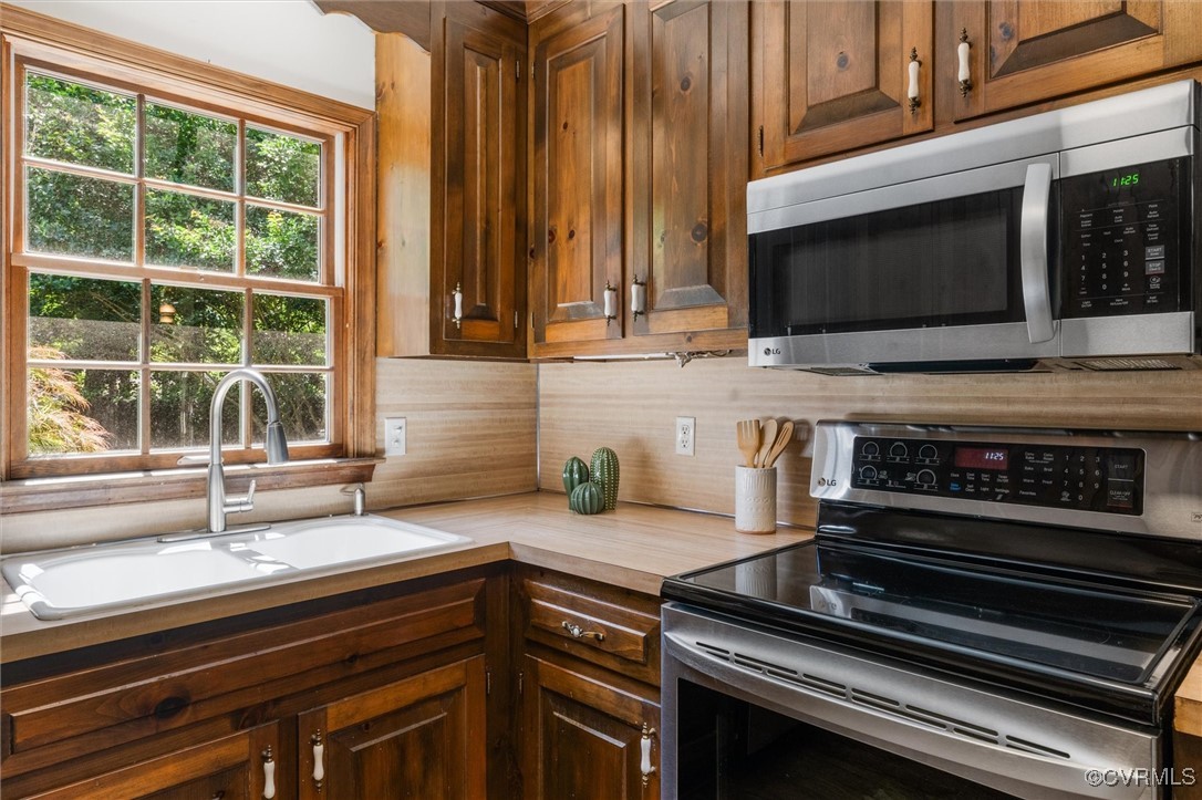4507 Brookridge Road Chesterfield, VA 23832 - Photo 15 of 46