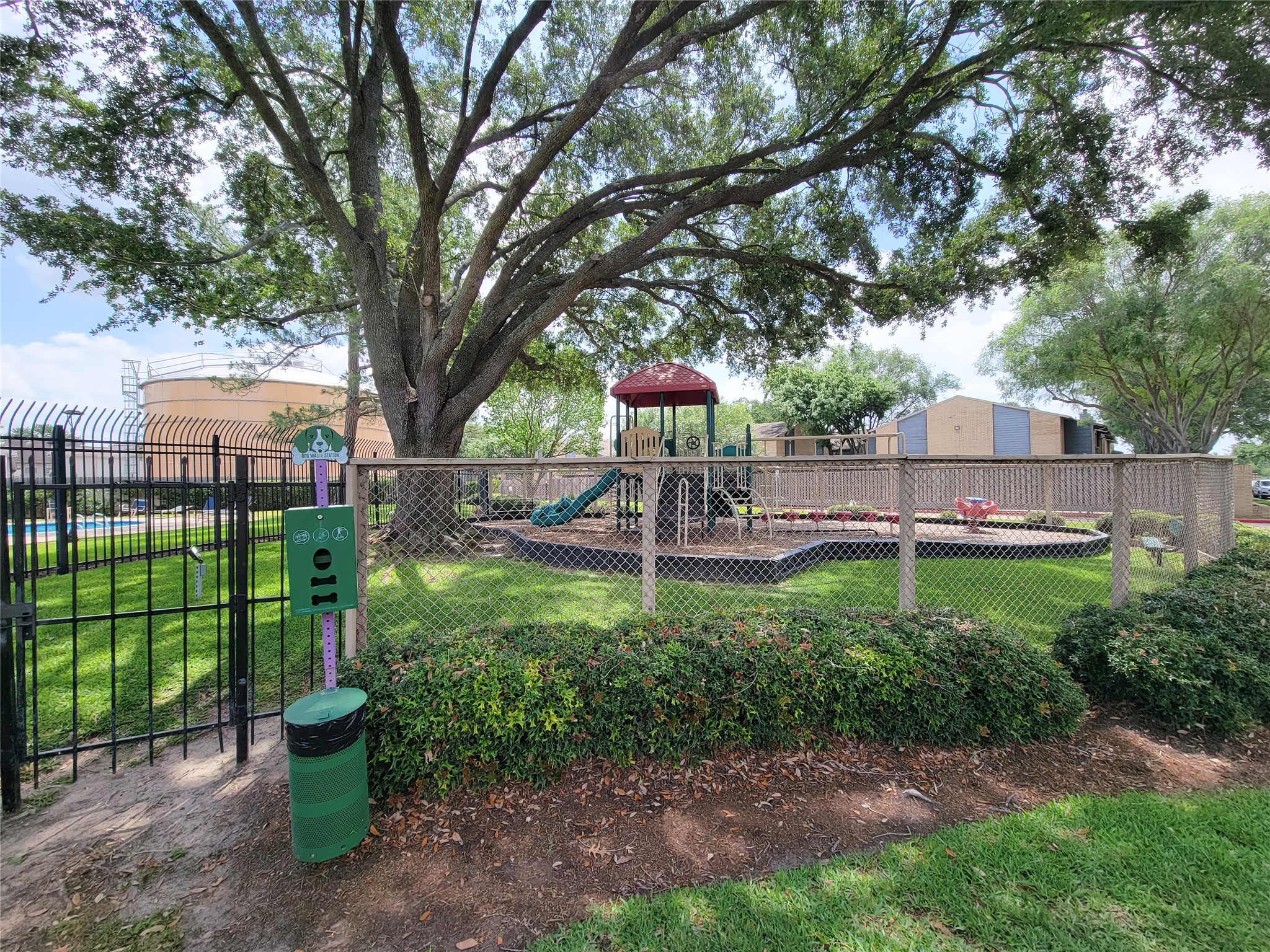3020 Windchase Boulevard Houston, TX 77082 - Photo 37 of 39