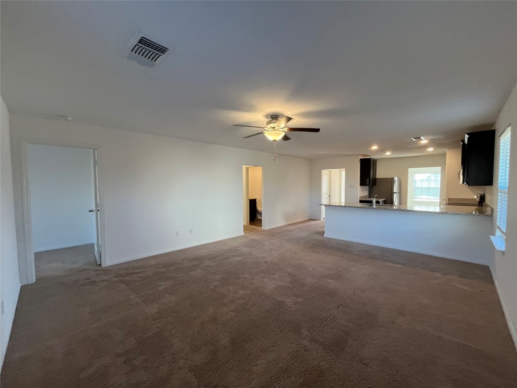 14125 Prospector Way Elgin, TX 78621 - Photo 7 of 16 Living