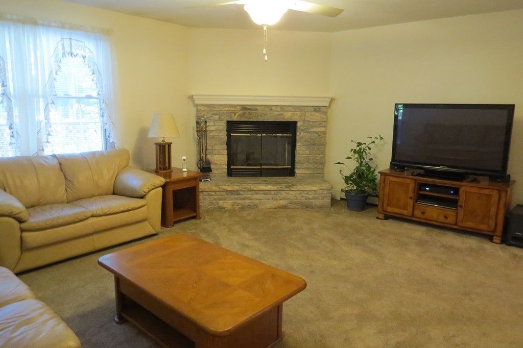 40 High Ridge Drive Raynham, MA 02767 - Photo 5 of 27 Gallery Image 5