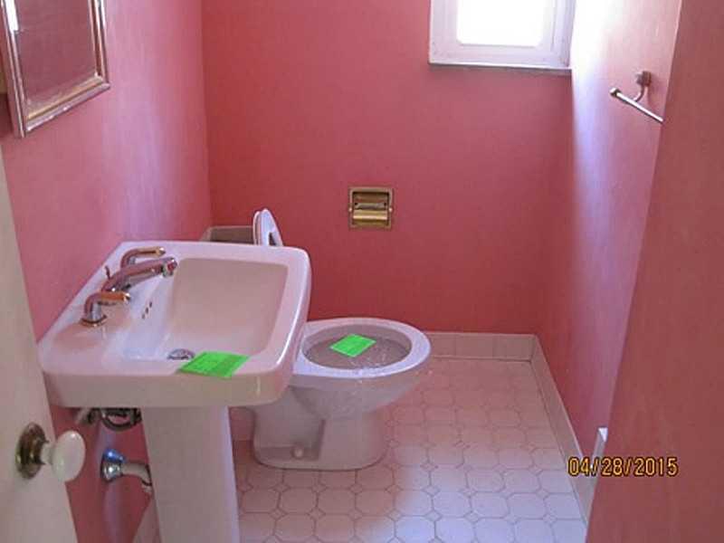 409 Sunset Drive Mt. Lebanon, PA 15228 - Photo 5 of 9 Partial Bath.