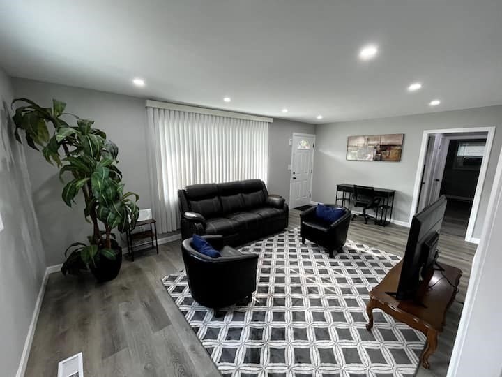 271 Beacon Street Framingham, MA 01701 - Photo 5 of 9