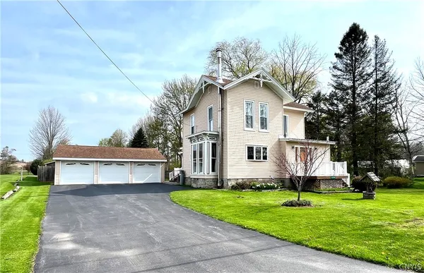 $289,900 | 12300 Old State Road, Victory, NY 13033