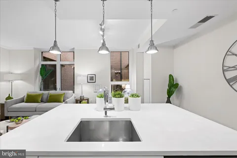 $599,900 | 4915 Hampden Lane, Unit 109, Bethesda, MD 20814