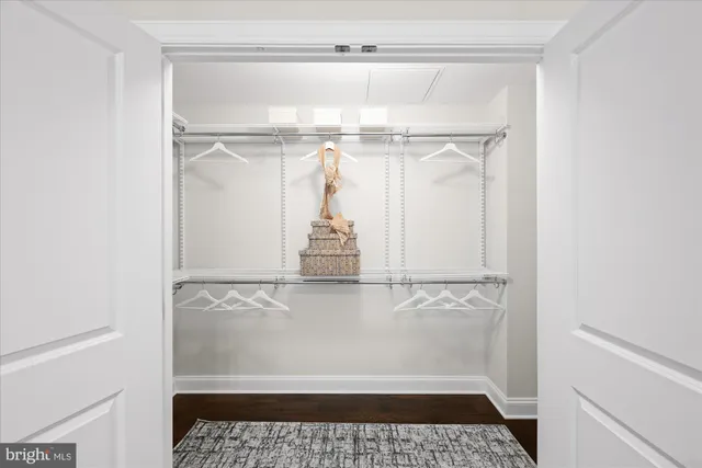 $599,900 | 4915 Hampden Lane, Unit 109, Bethesda, MD 20814