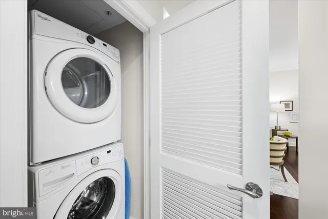 $599,900 | 4915 Hampden Lane, Unit 109, Bethesda, MD 20814