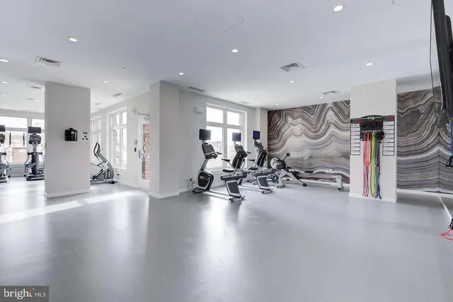 $599,900 | 4915 Hampden Lane, Unit 109, Bethesda, MD 20814