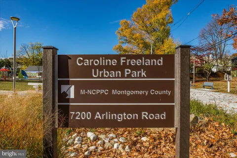 $599,900 | 4915 Hampden Lane, Unit 109, Bethesda, MD 20814