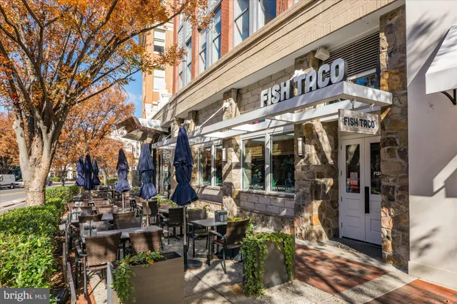 $599,900 | 4915 Hampden Lane, Unit 109, Bethesda, MD 20814