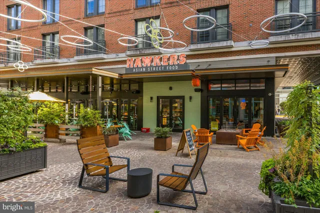 $599,900 | 4915 Hampden Lane, Unit 109, Bethesda, MD 20814