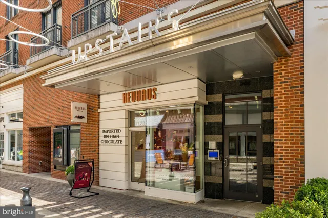 $599,900 | 4915 Hampden Lane, Unit 109, Bethesda, MD 20814