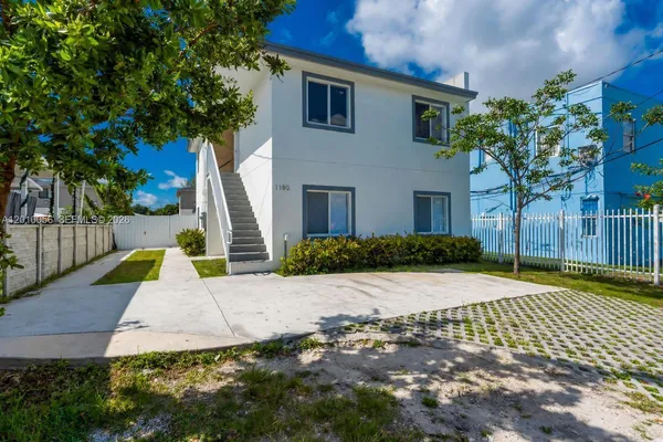 $3,200 | 1180 Northwest 67th Street, Unit 1, Miami, FL 33150