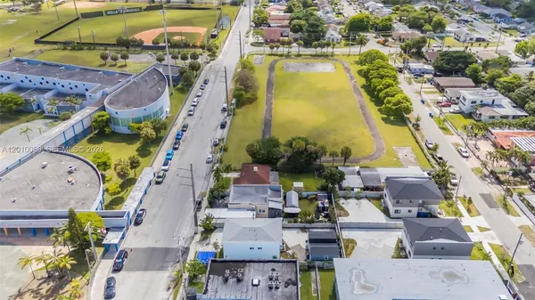 $3,200 | 1180 Northwest 67th Street, Unit 1, Miami, FL 33150