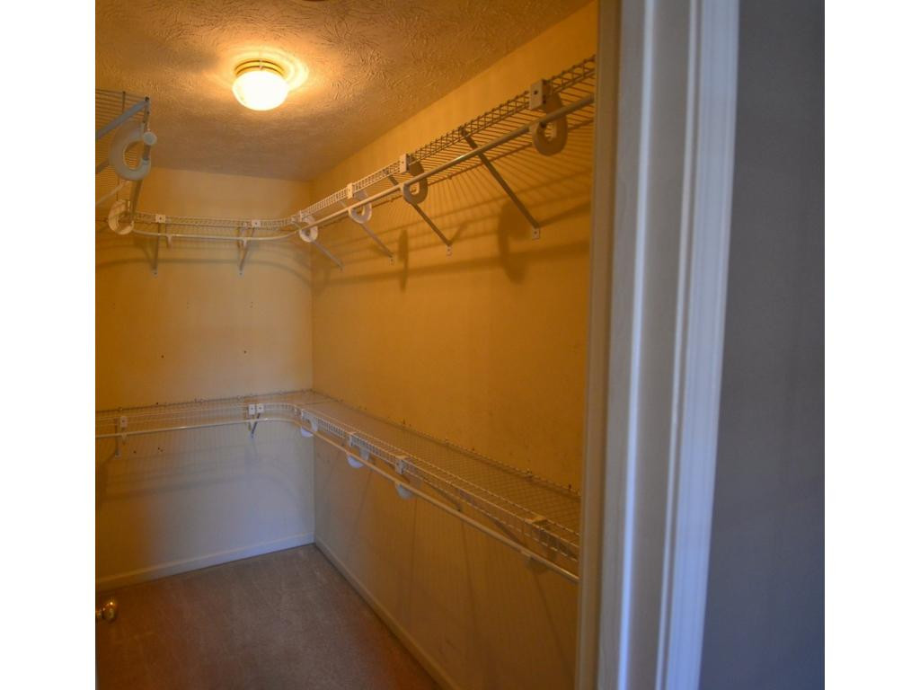 545 Hickory Road, Unit 545 Bristol, TN 37620 - Photo 4 of 15 Photo 4