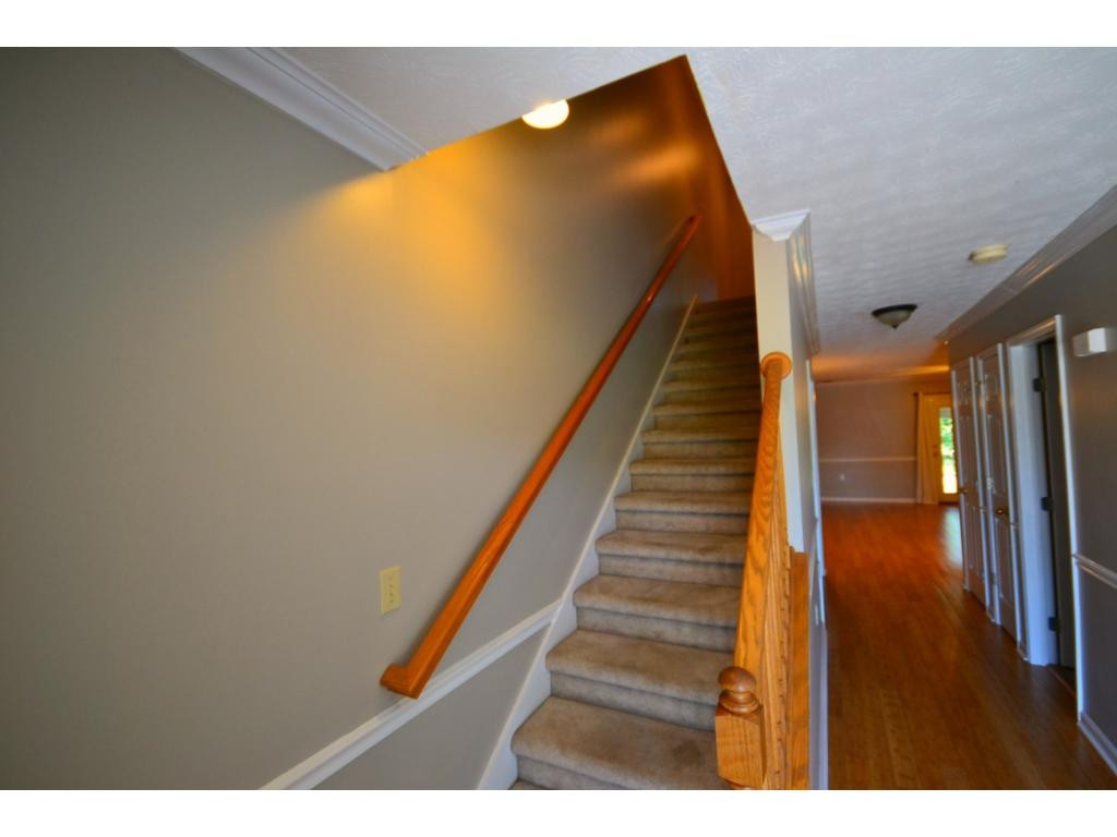 545 Hickory Road, Unit 545 Bristol, TN 37620 - Photo 9 of 15 Photo 9