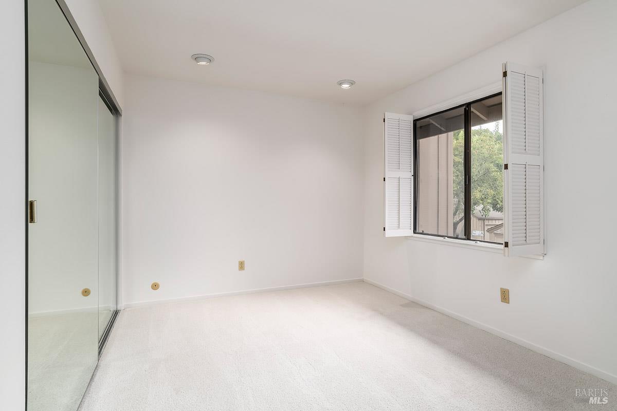 16 California Condor Way Novato, CA 94949 - Photo 11 of 21 a view of room and window