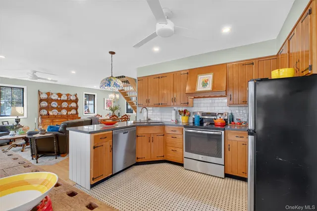 $849,000 | 33 Brook Avenue, Hopewell Junction, NY 12533