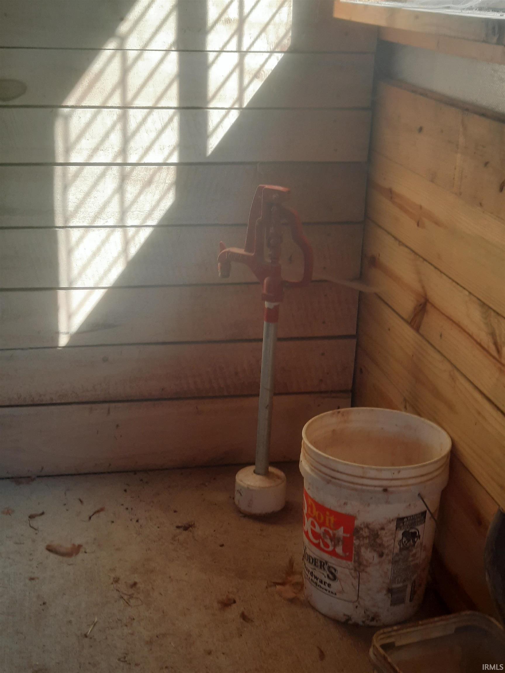 3448 Elm Road Bremen, IN 46506 - Photo 12 of 36