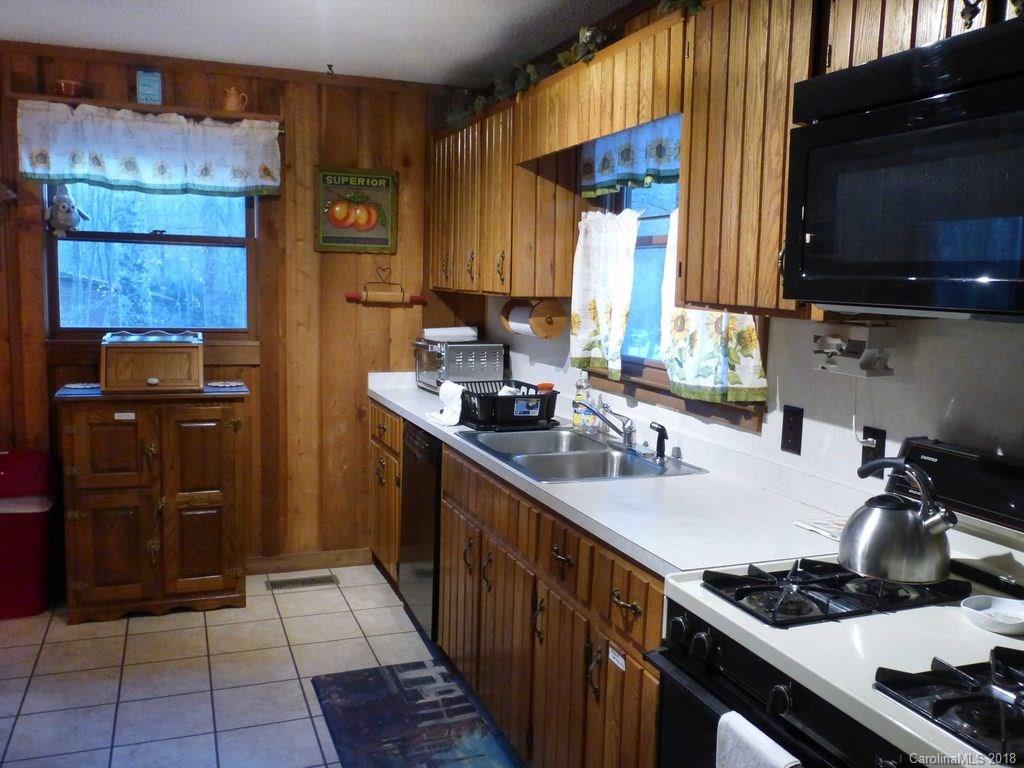236 Laurel Branch Road Maggie Valley, NC 28751 - Photo 9 of 24