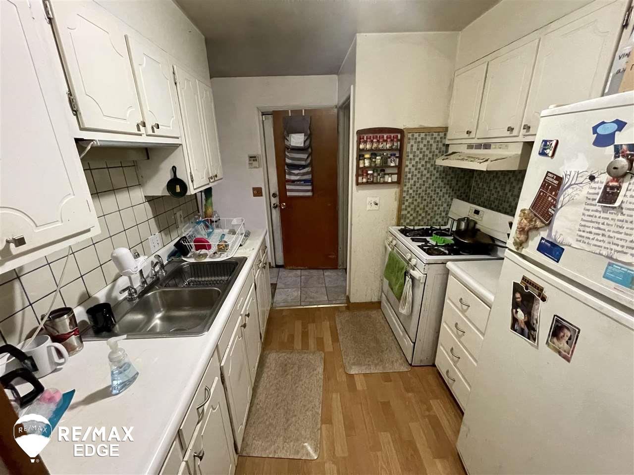 4514 Pengelly Road Flint, MI 48507 - Photo 3 of 9