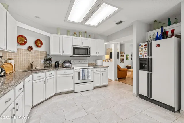 $510,000 | 11051 Skylark Drive, Jacksonville, FL 32257