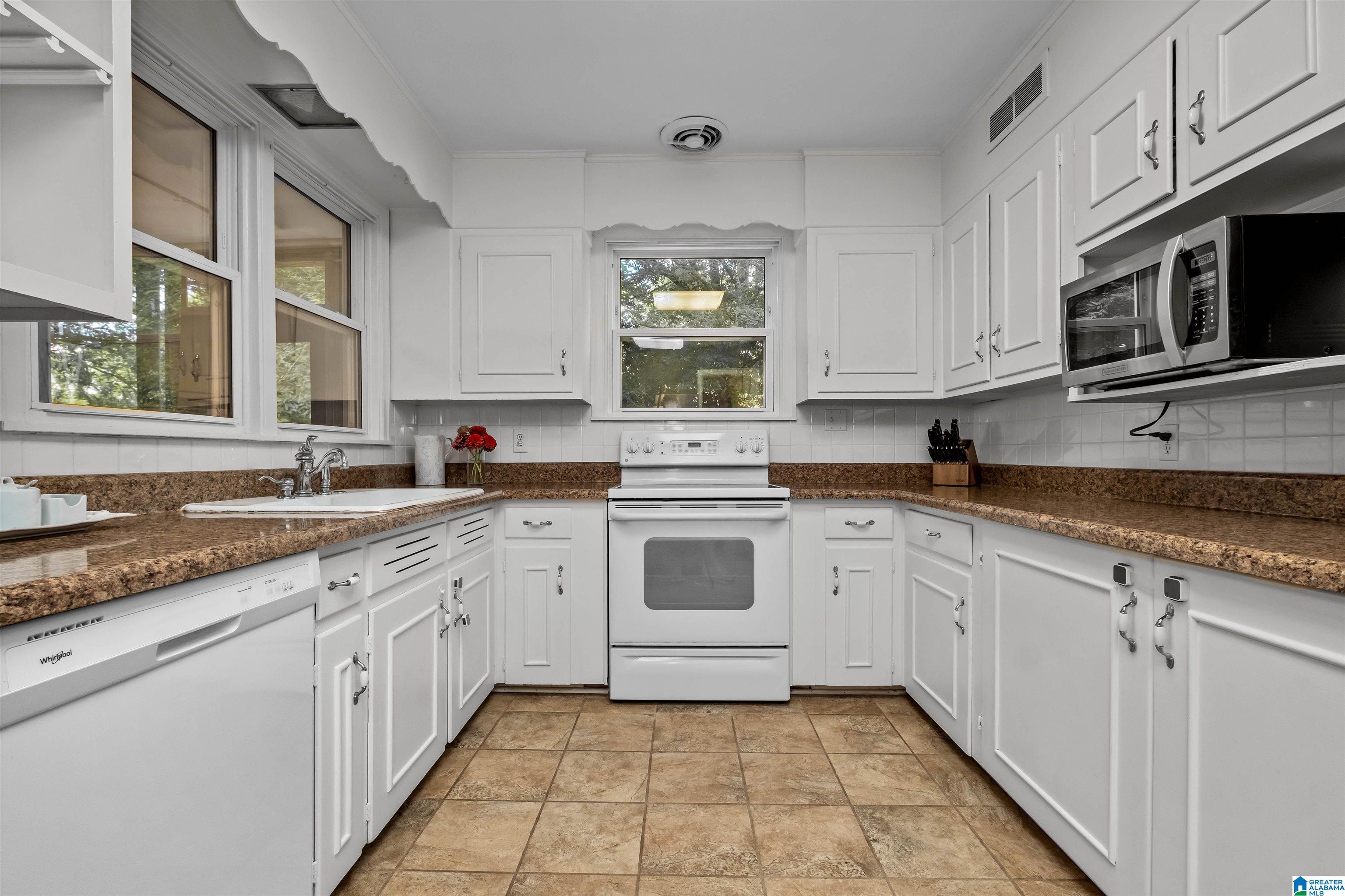 761 Shades Crest Road Birmingham, AL 35226 - Photo 24 of 43