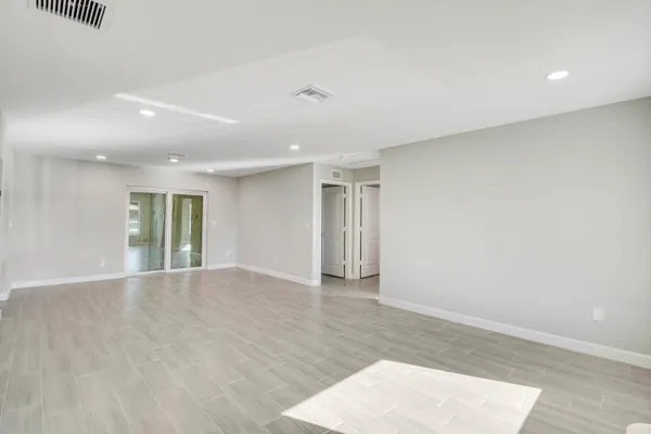 $1,650 | 548 Southwest 5th Street, Belle Glade, FL 33430